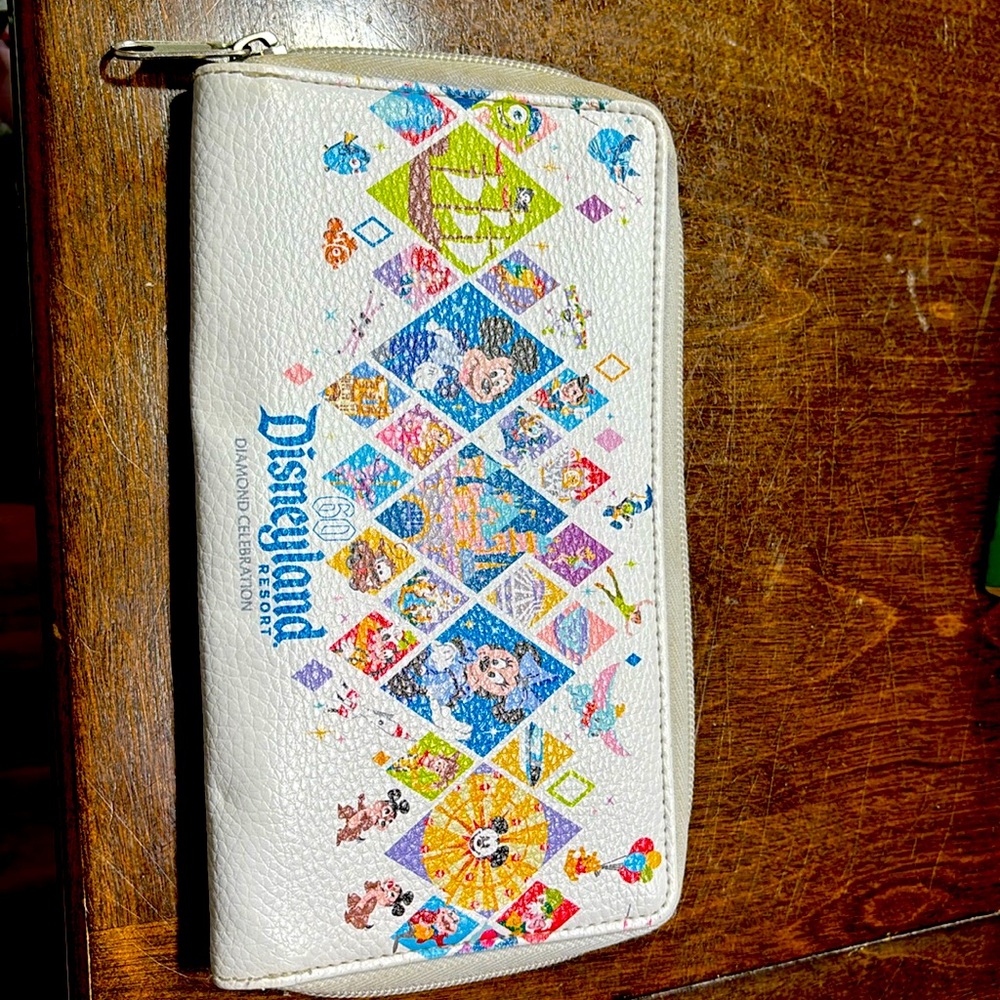 Disney wallet